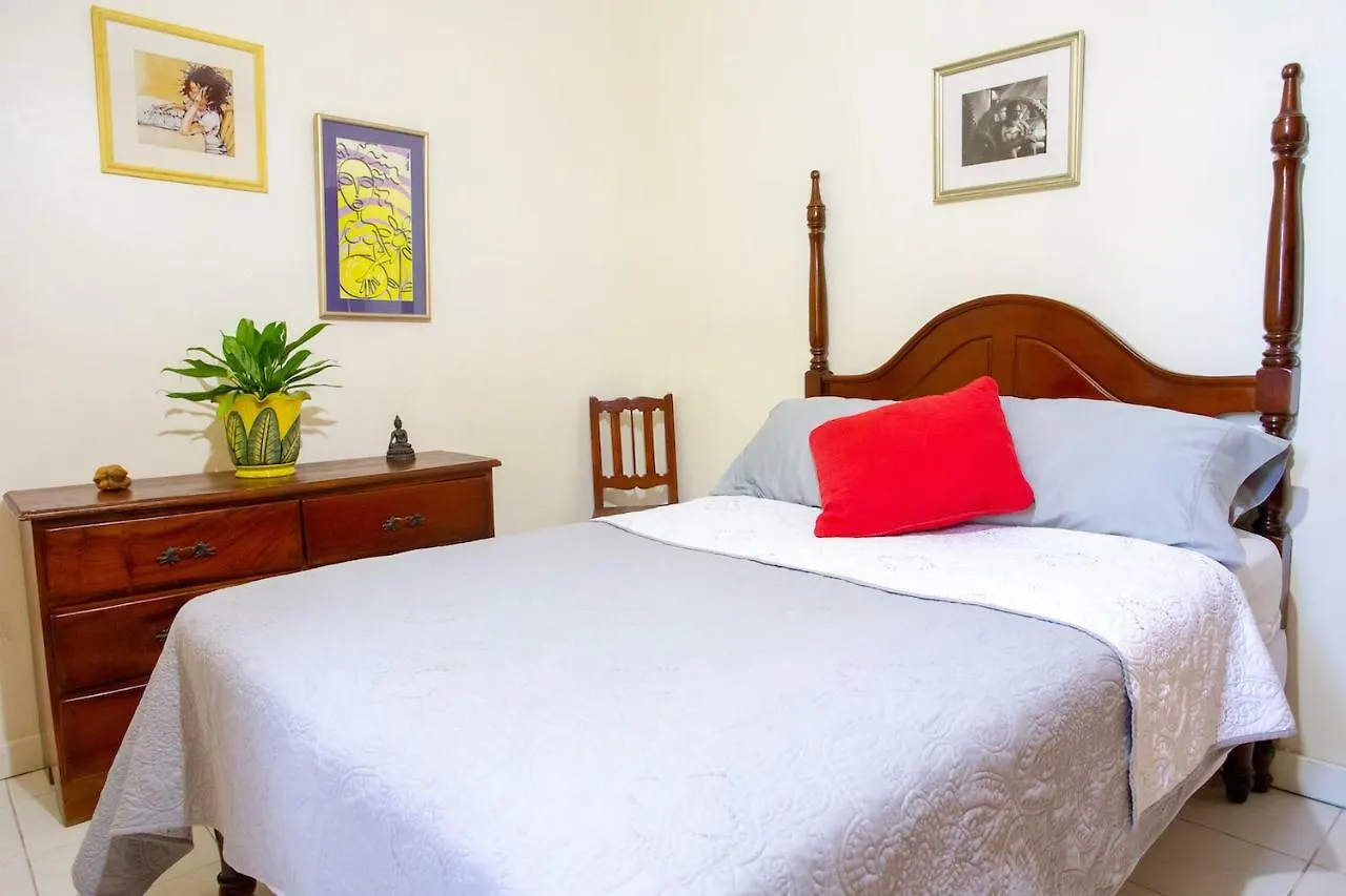 2 Bedroom On Private Estate Kingston