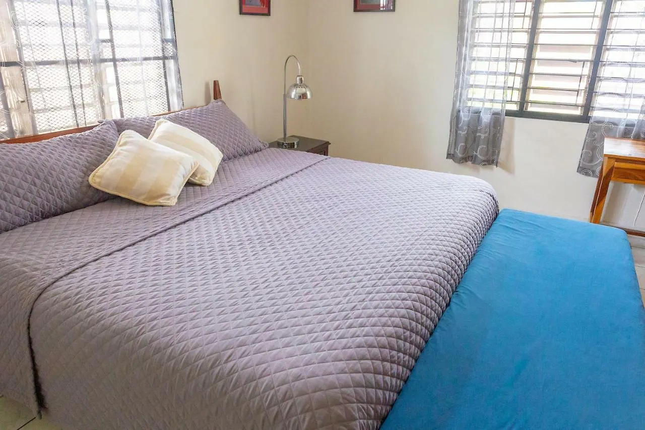 2 Bedroom On Private Estate Kingston Apartment